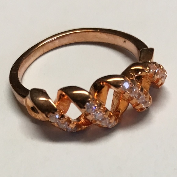 NIB ASHLYNN AVENUE 18K ROSE-GOLD WEAVE RING SIZE 7 - Picture 2 of 6